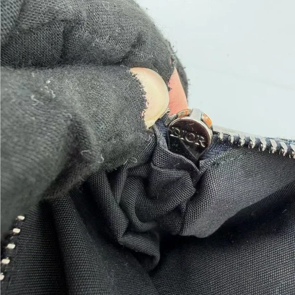 Dior Black and Gray Patterned Belt Bag - Picture 6 of 11